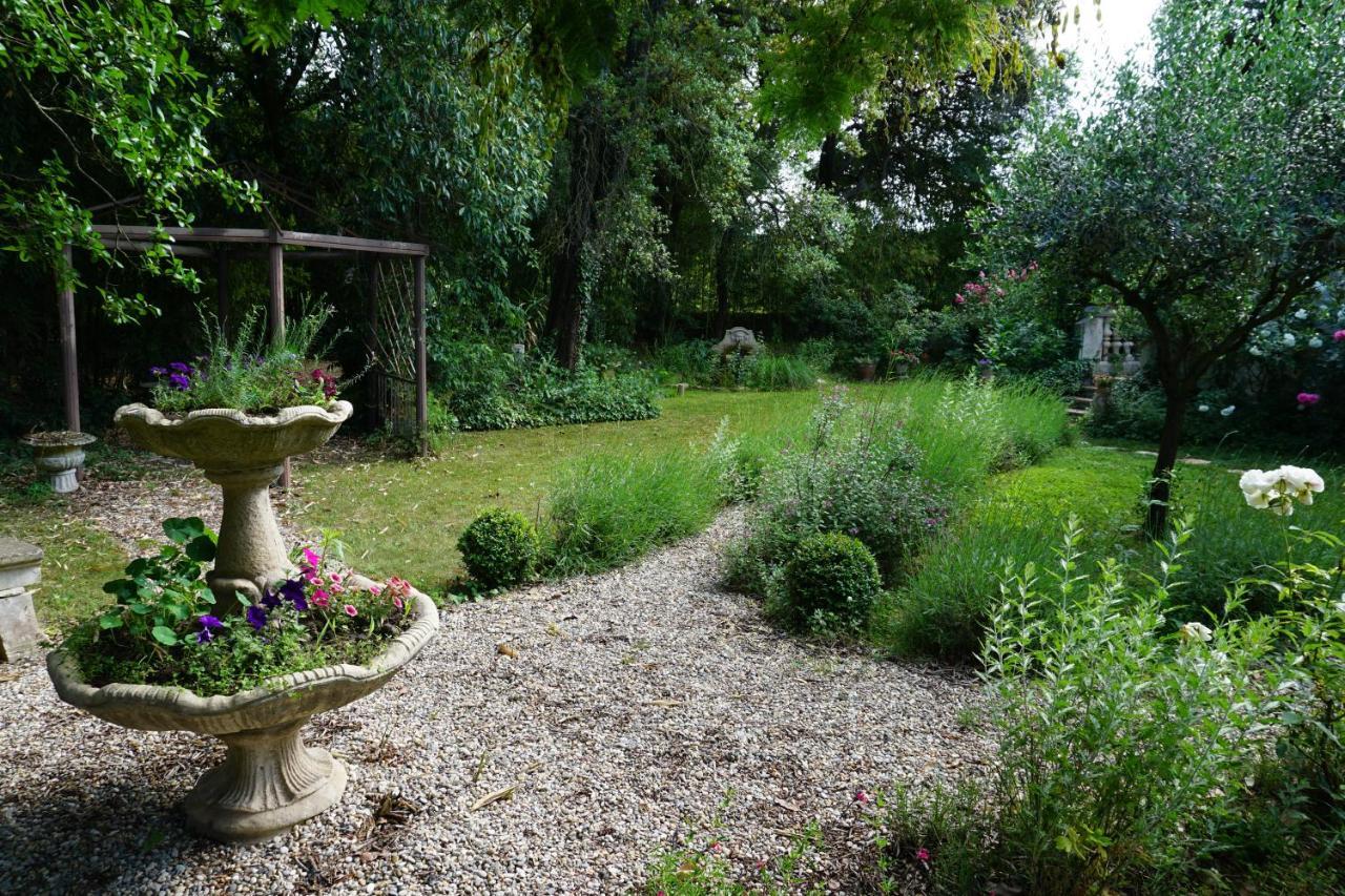 Bed and Breakfast Les Deux Tours Brignon Exterior foto