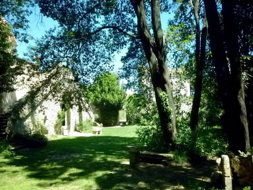 Bed and Breakfast Les Deux Tours Brignon Exterior foto